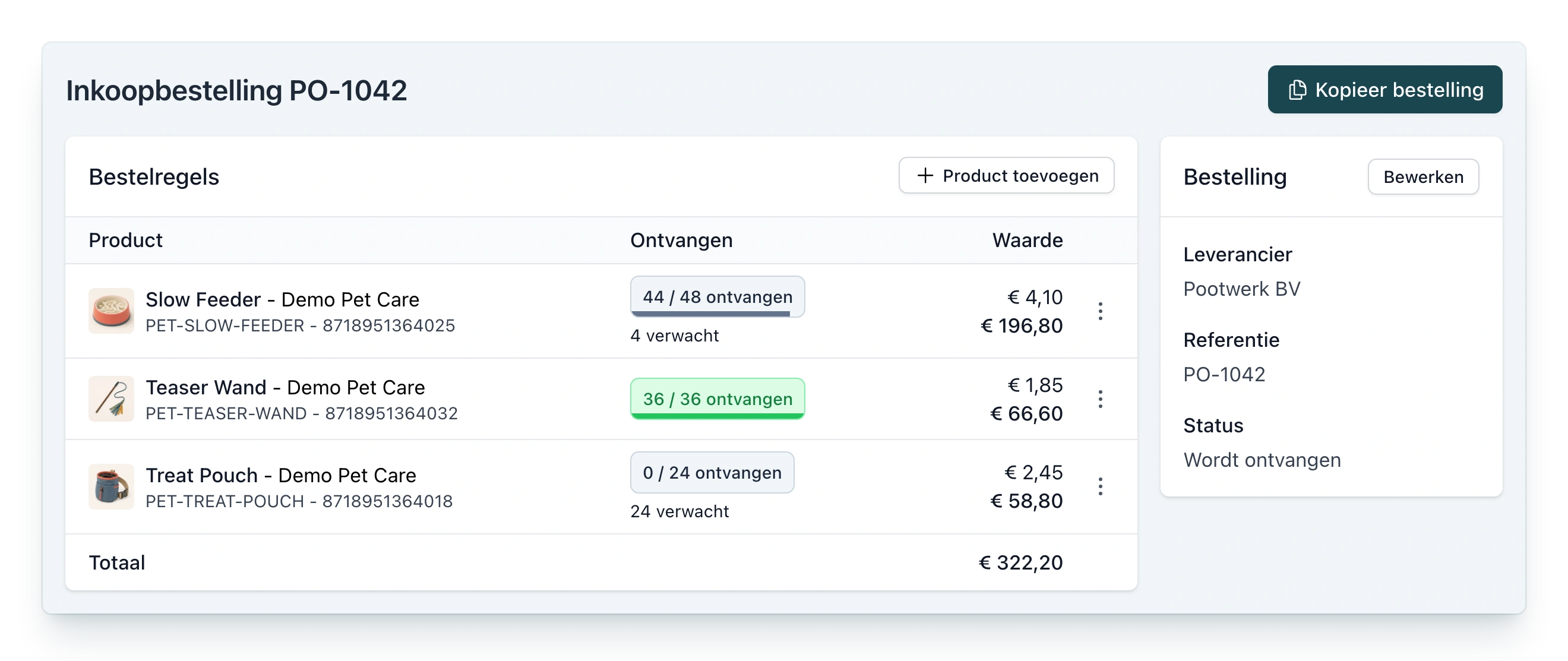 Inkoopbestelling PO-1042 bij Pootwerk BV in PackCloud met de status Wordt ontvangen na een deels afgeronde ontvangst: de Slow Feeder 44 van 48 ontvangen met 4 verwacht, de Teaser Wand 36 van 36 ontvangen en de Treat Pouch 0 van 24 ontvangen met 24 verwacht