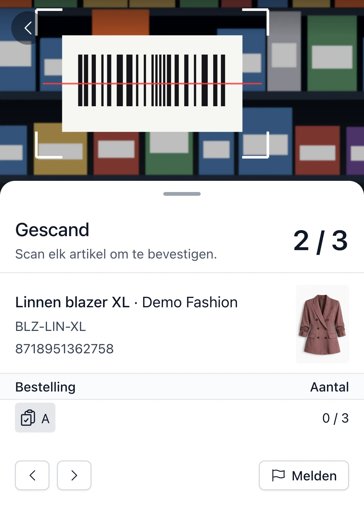 Scannen met de camera in de PackCloud-app: het gescande product met het aantal, de bestelling en de knoppen vorige, overslaan en melden