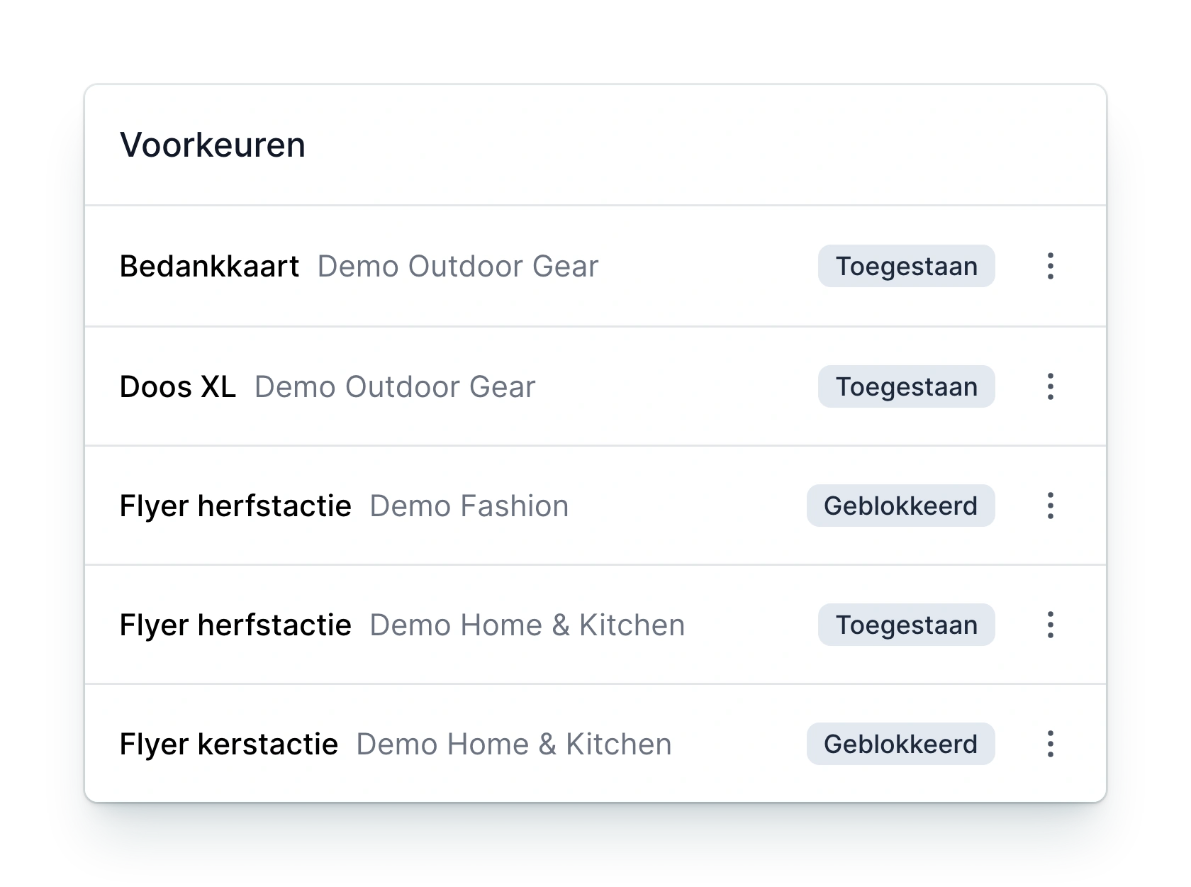 Merkvoorkeuren voor materialen in PackCloud: de Flyer herfstactie is toegestaan voor Demo Home & Kitchen en geblokkeerd voor Demo Fashion